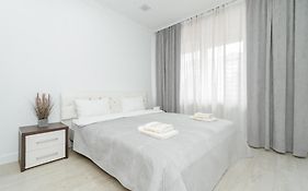 Ultra Centr Chisinau Luxrent